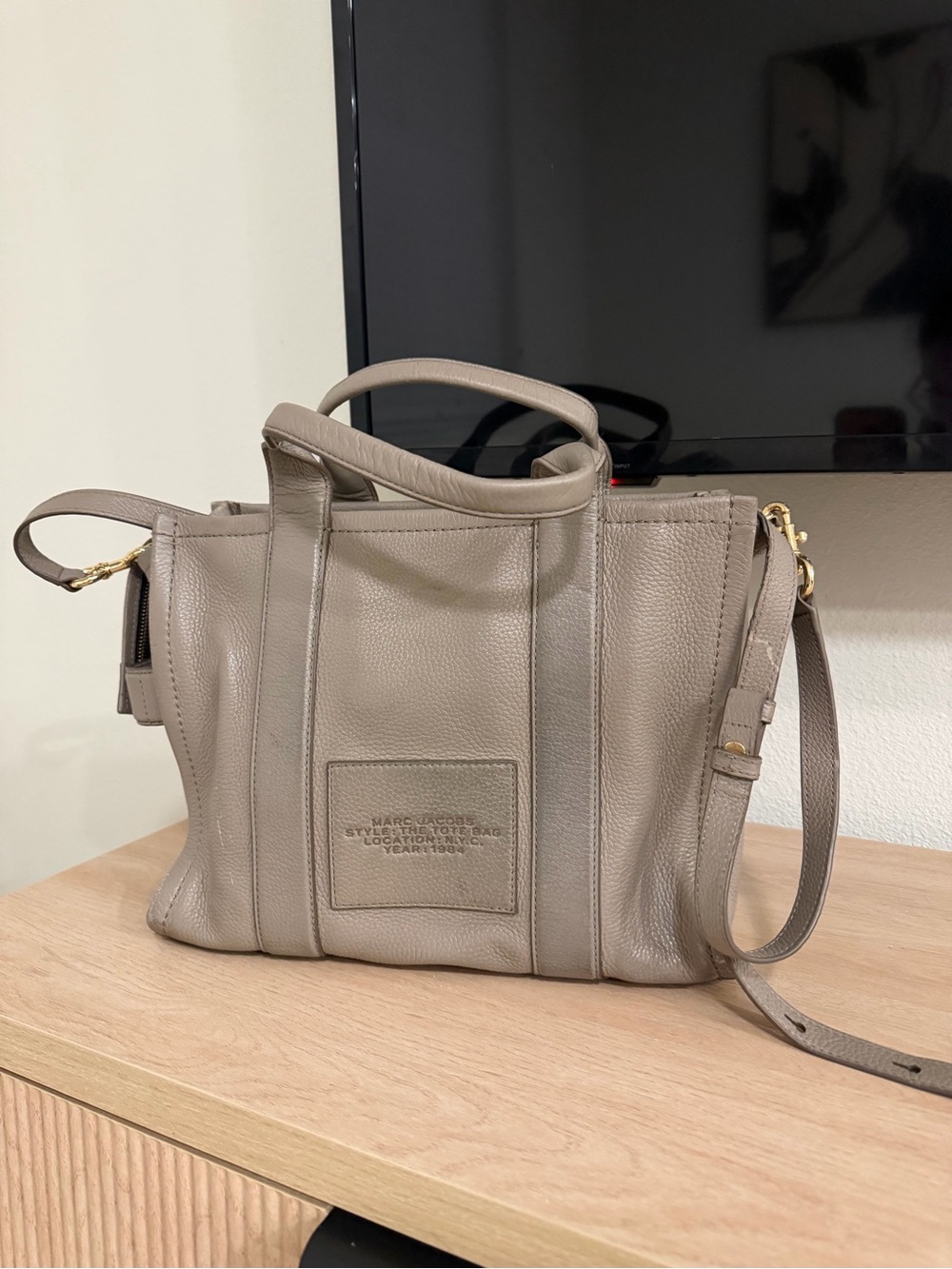 Marc Jacobs Taupe Leather Tote with Removable Strap - Picture 2 of 4